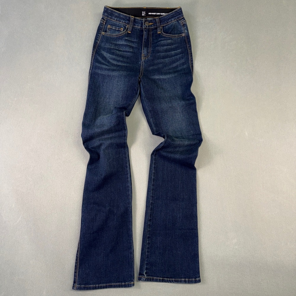New York & Company High-Waist Curvy Barely Boot Jeans Dark‎ Wash Size 0 Average